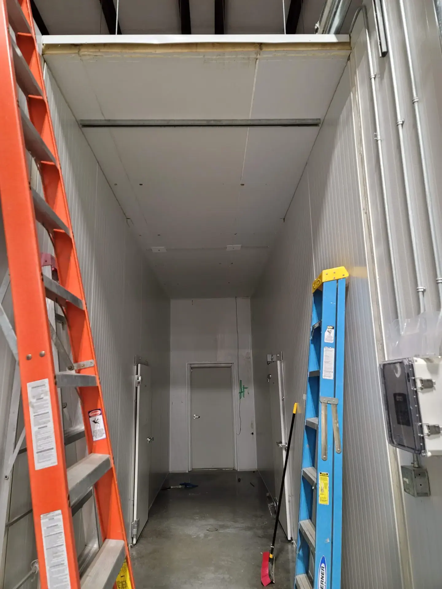 Large Walk-In Cooler Build